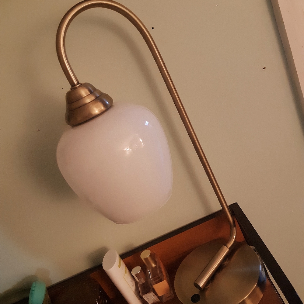 Vintage style lamp